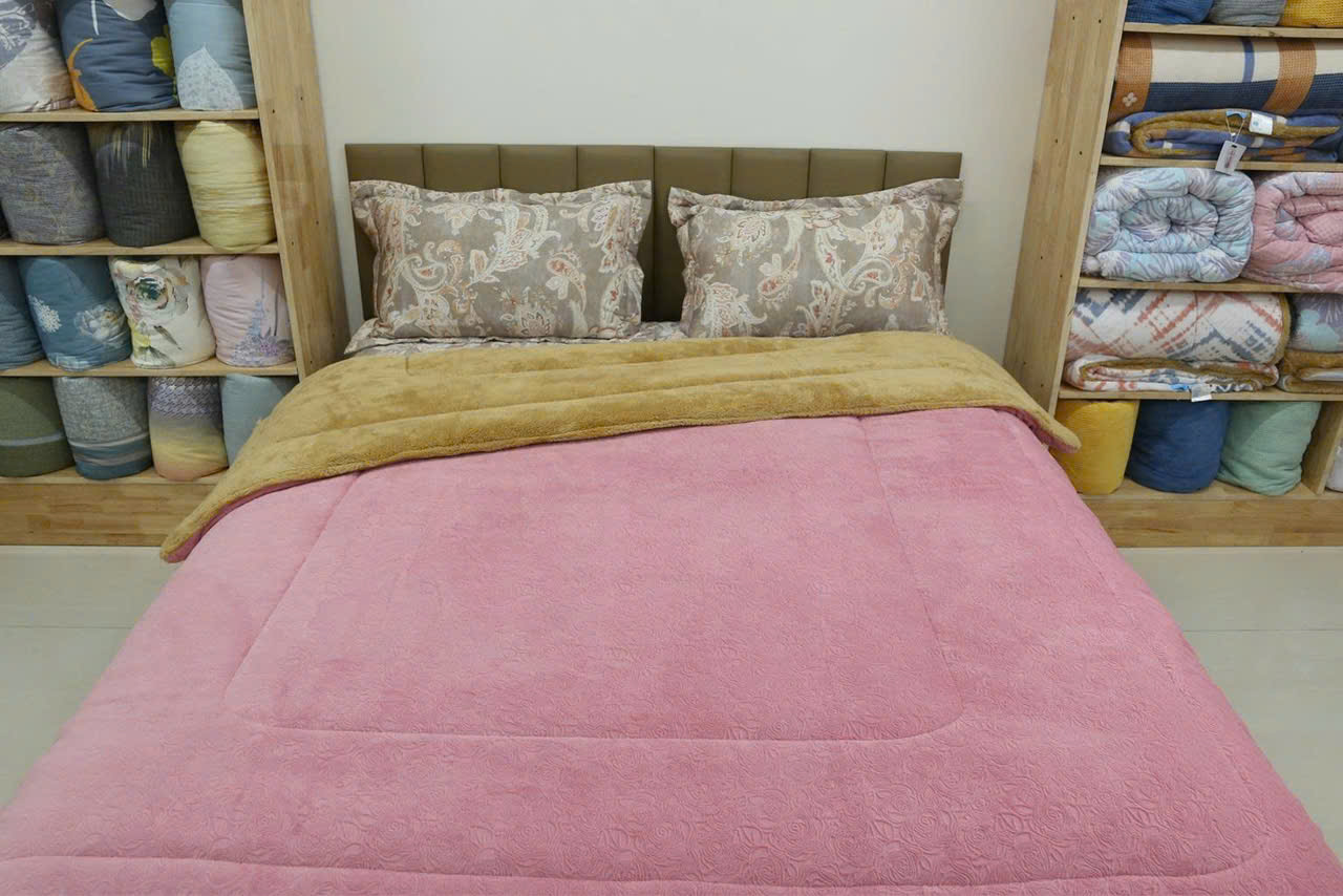 Chăn lông cừu vân Hồng Hoa